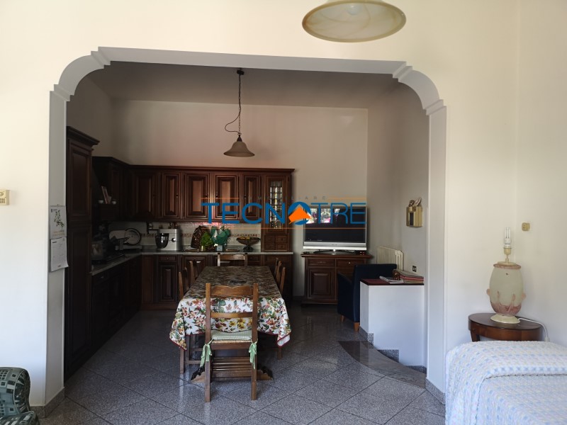 Dettagli: Villarosa Soluzione Singola