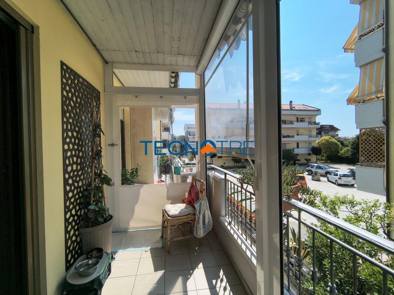Dettaglio 10: Martinsicuro Quadrilocale con Soffitta Garage Cantina e Posto Auto
