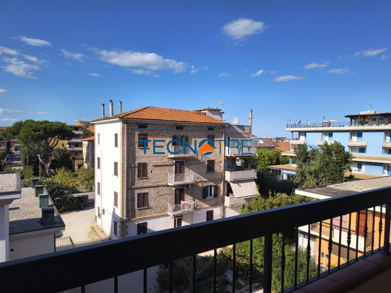 Dettaglio 28: Martinsicuro Zona Sud Quadrilocale con Garage