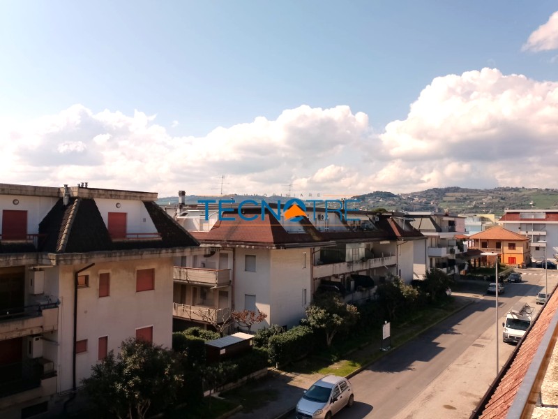 Dettaglio 11: Martinsicuro Bilocale Vista Mare e Monti