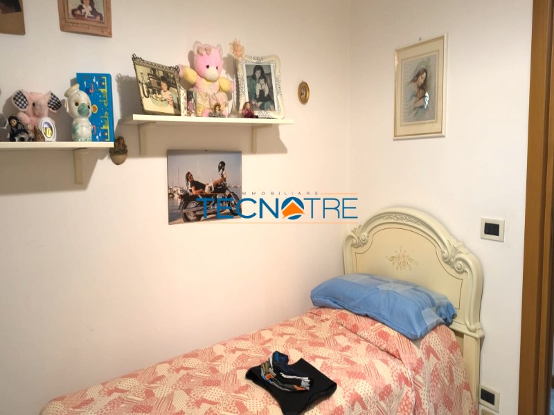 Dettaglio 14: Giulianova Lido Zona Residenziale Trilocale con Posto Auto e Cantina