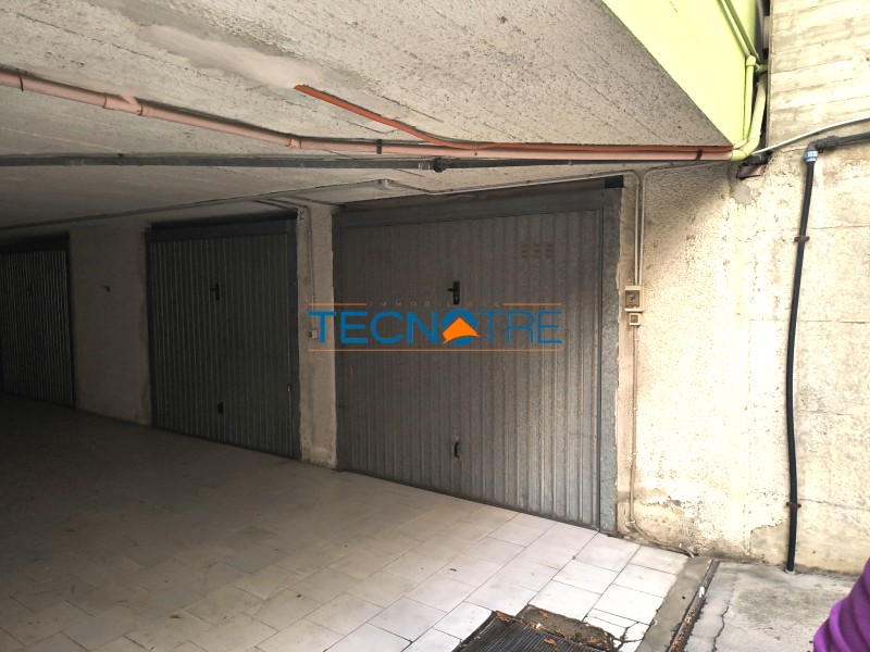 Dettaglio 28: Martinsicuro Centro Quadrilocale con Garage