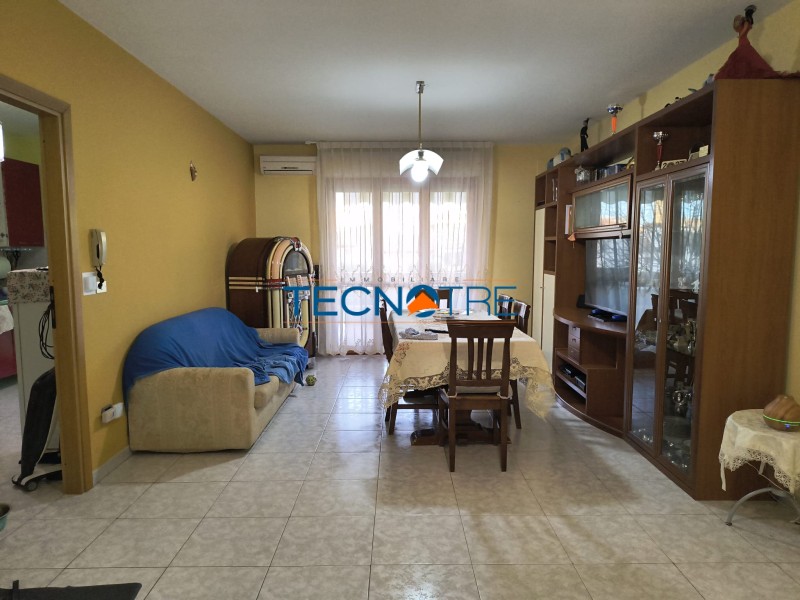 Dettagli: Martinsicuro Centro Quadrilocale con Garage