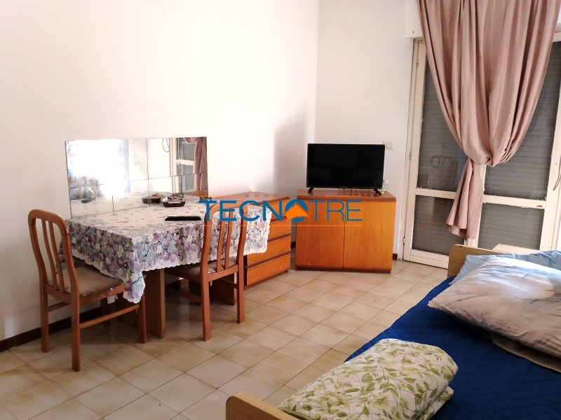 Dettagli: Martinsicuro Bilocale Vista Mare e Monti