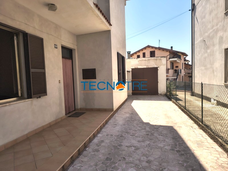 Dettaglio 7: Giulianova Alta Zona Centro Casa Indipendente su Tre Livelli
