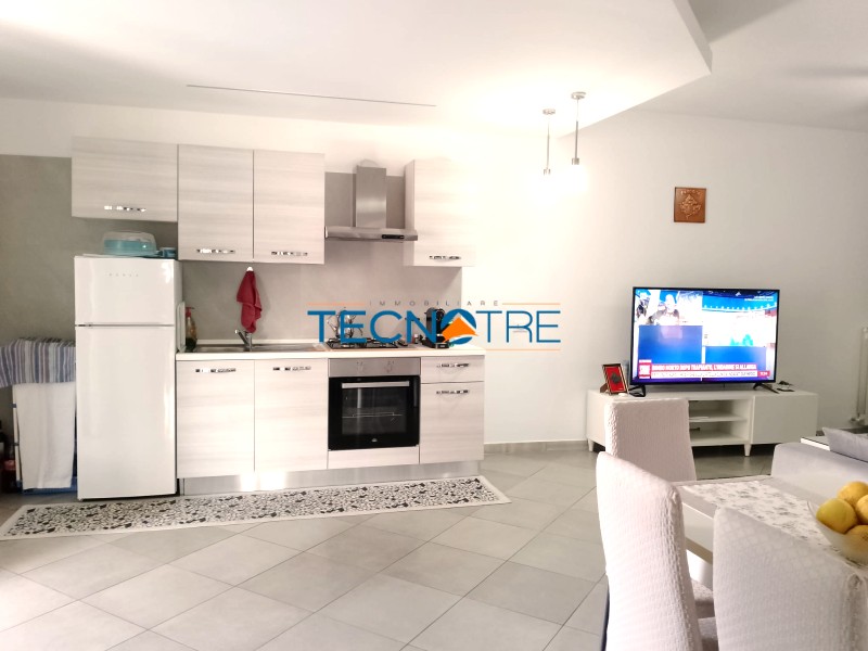 Dettagli: Alba Adriatica Zona Basciani Trilocale con Giardino e Garage