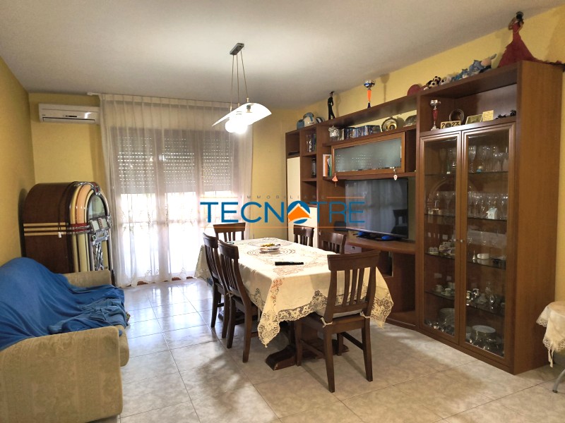 Dettaglio 4: Martinsicuro Centro Quadrilocale con Garage