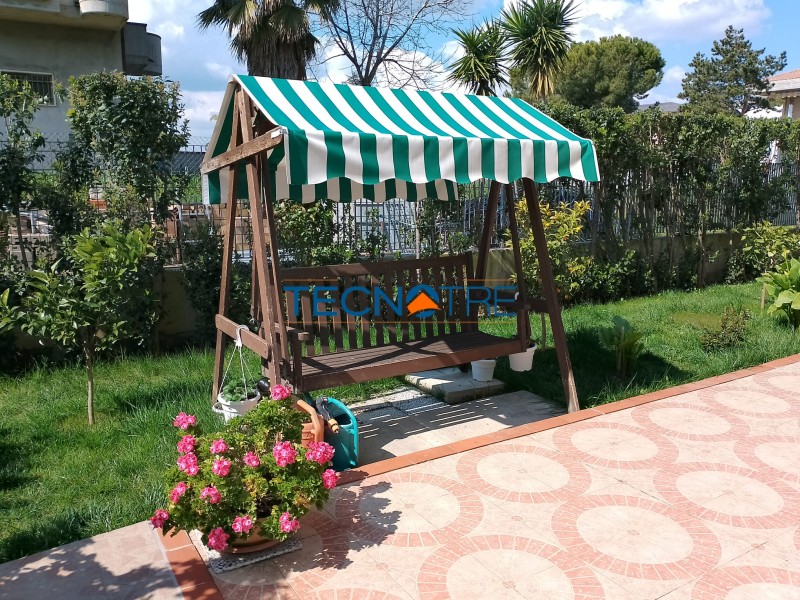 Dettaglio 10: Alba Adriatica Zona Basciani Trilocale con Giardino e Garage