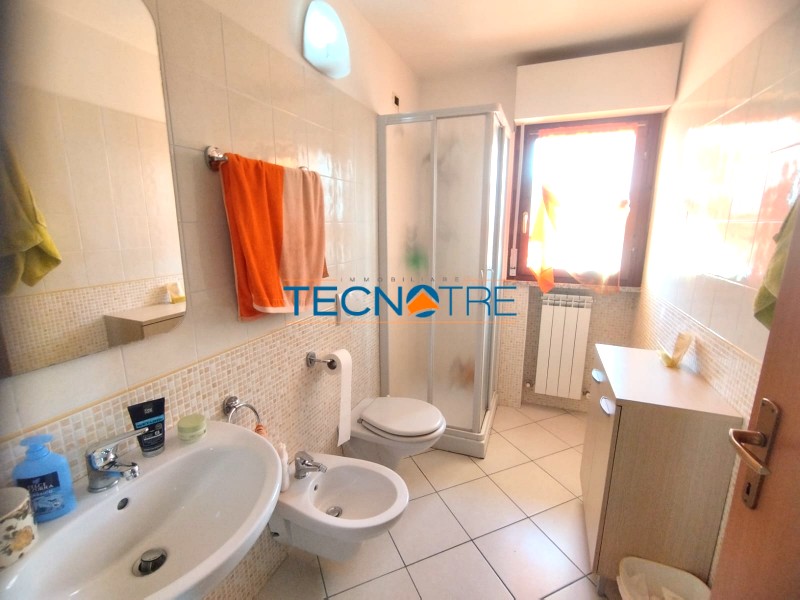 Dettaglio 29: Martinsicuro Attico Trilocale Vista Mare e Monti