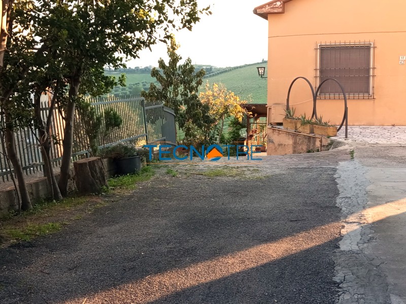 Dettaglio 23: Mosciano Sant’ Angelo Casa Singola