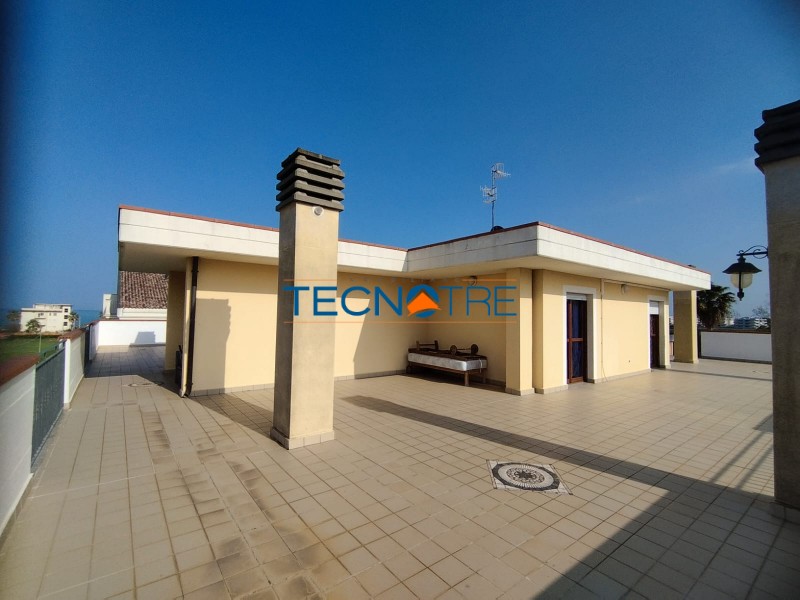 Dettaglio 8: Martinsicuro Attico Trilocale Vista Mare e Monti