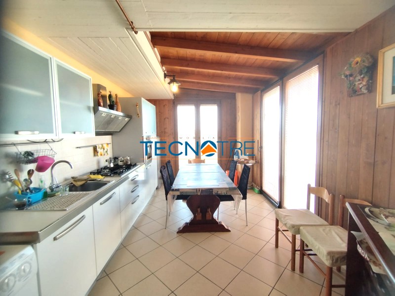 Dettaglio 17: Martinsicuro Attico Trilocale Vista Mare e Monti