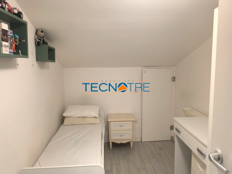 Dettaglio 19: Martinsicuro Centro Quadrilocale con Vista Mare