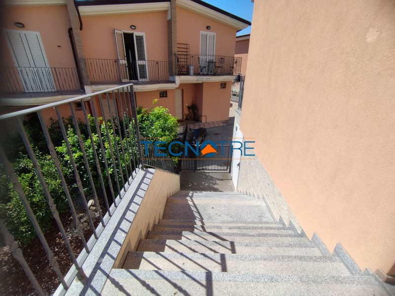 Dettaglio 4: Tortoreto Villetta a Schiera di Testa con Piscina Condominiale