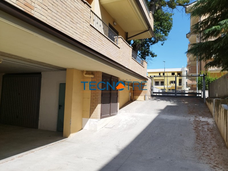Dettaglio 29: Corropoli Bivio Quadrilocale con Garage