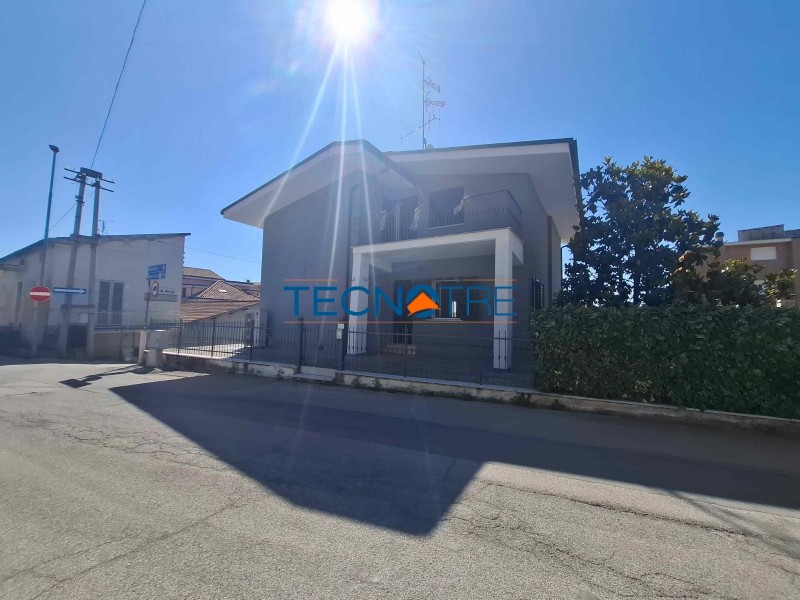 Dettaglio 5: Nereto Zona Centro Casa Singola