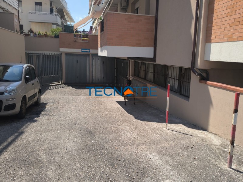 Dettaglio 22: Martinsicuro Trilocale Vista Mare con Garage e Cantina