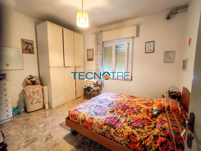 Dettaglio 16: Tortoreto Casa Singola con Annessi e Terreno Agricolo